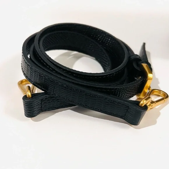 Brandon Blackwood Kendrick Trunk bag in Black lizard-embossed leather. - Picture 8 of 9